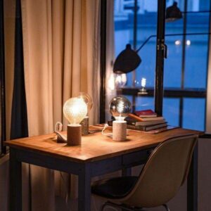 LAMPE A POSER SPLOTCHY