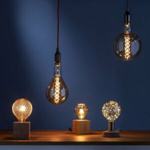 Ampoule déco filament LED XXL dimmable E27 SPLASH 200 lumens en verre ambré Ø16cm