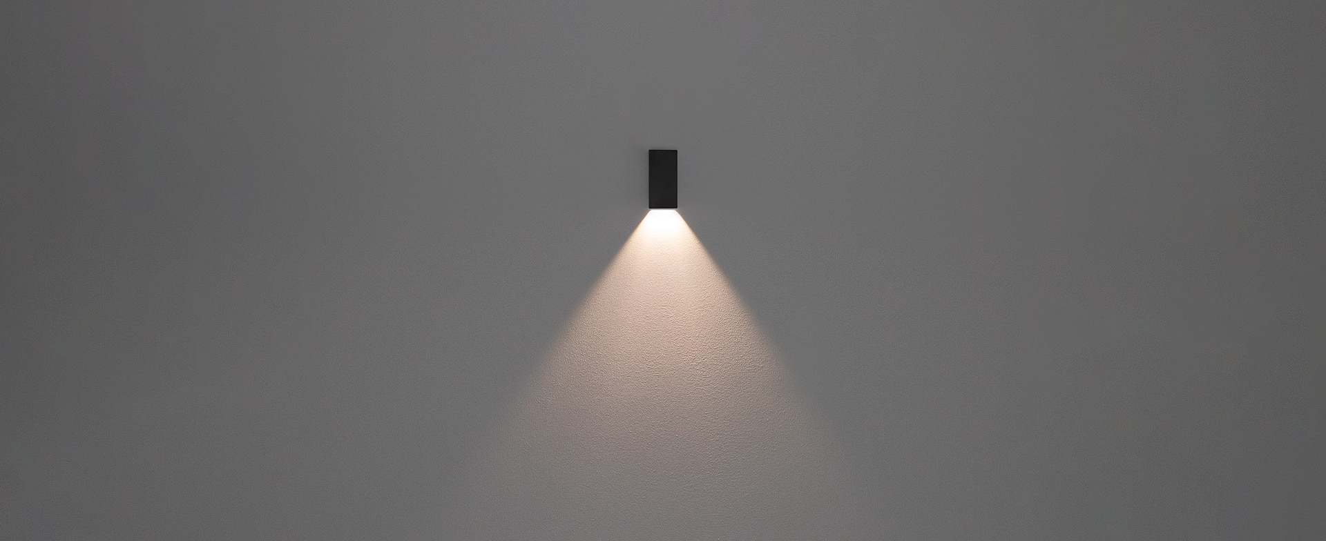 1628868113-Wall-Micro-Facho-Aberto-25W-3000K-Banner-Topo-Site-Jardim-STH21728PTO-2.jpg BALISAGE EXTERIEUR WALL MICRO – Image 1